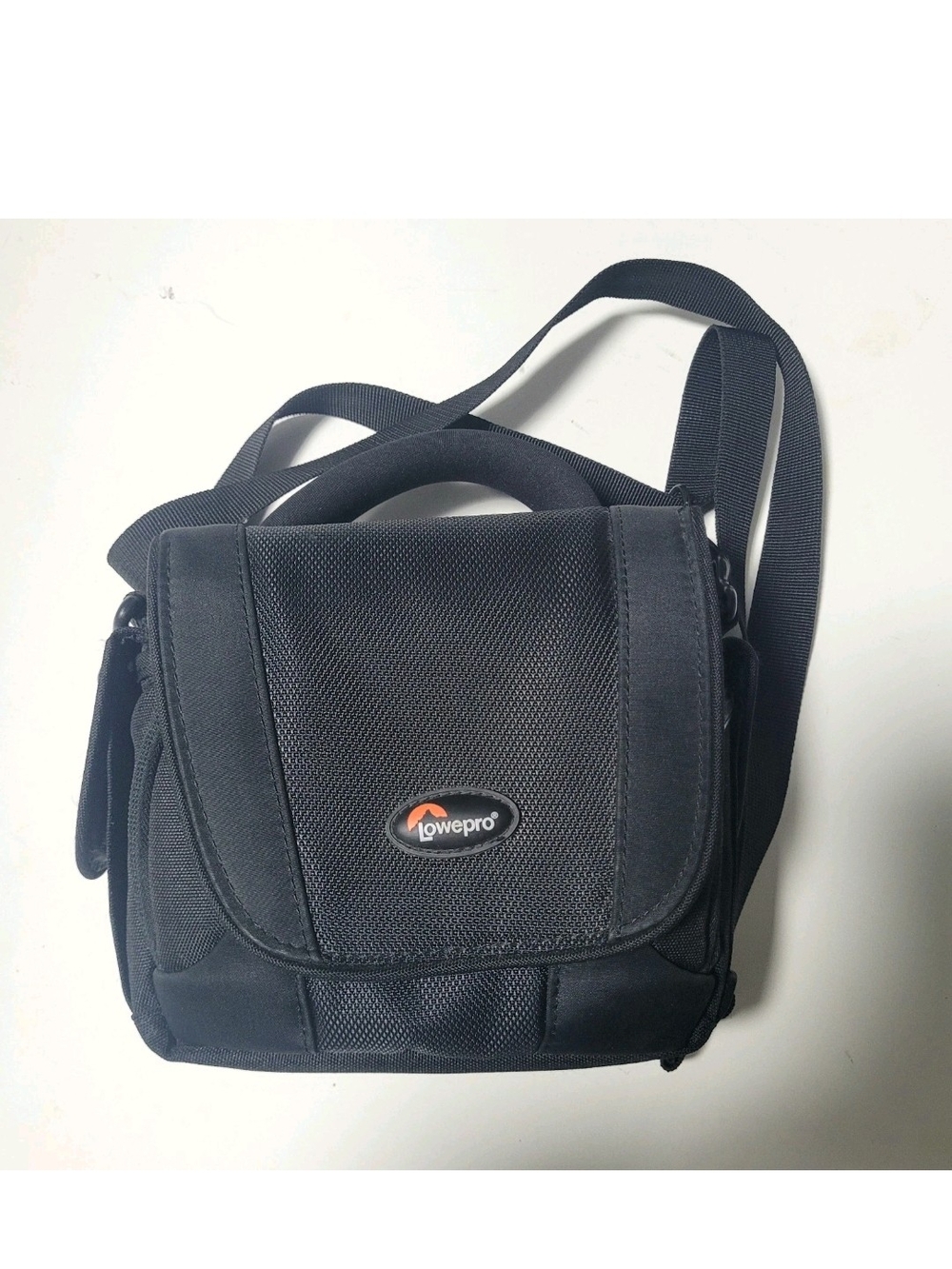 Lowepro Edit 120 Camera Bag With Shoulder Strap